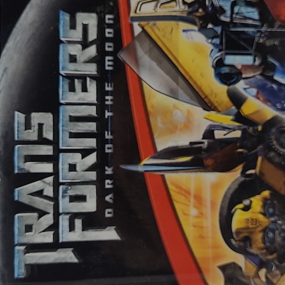 2011 HASBRO "TRANSFORMERS DARK OF THE MOON" ACTION POP-UP BOOK - READERS DIGEST - Picture 5 of 14